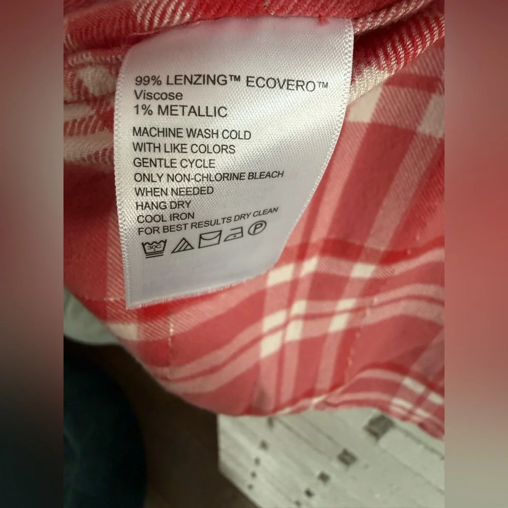 Tommy Bahama Red Plaid Button Front Shirt Long Sleeve Casual Women’s Top Coastal - Picture 6 of 8